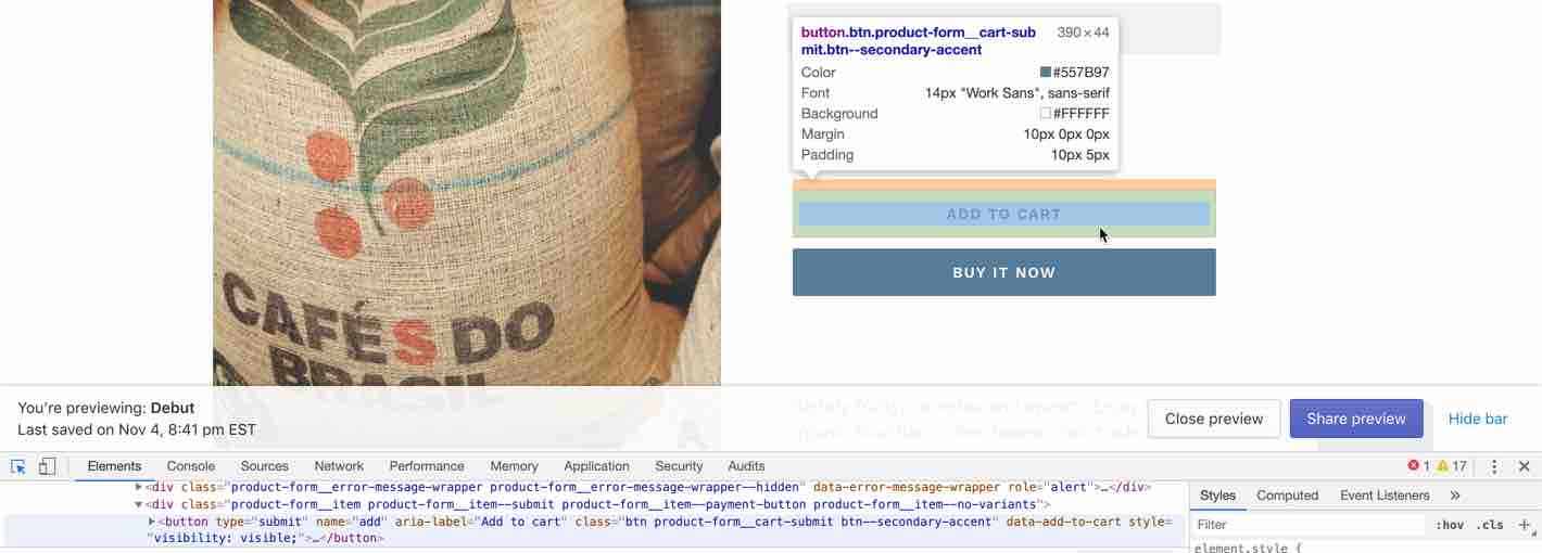 Page produit avec un sac de café sur la gauche et la console ouverte sur l’onglet « Elements » (Éléments), avec la fenêtre contextuelle d’inspection des éléments au-dessus de « Add to Cart » (Ajouter au panier) et le code du bouton mis en évidence dans la console