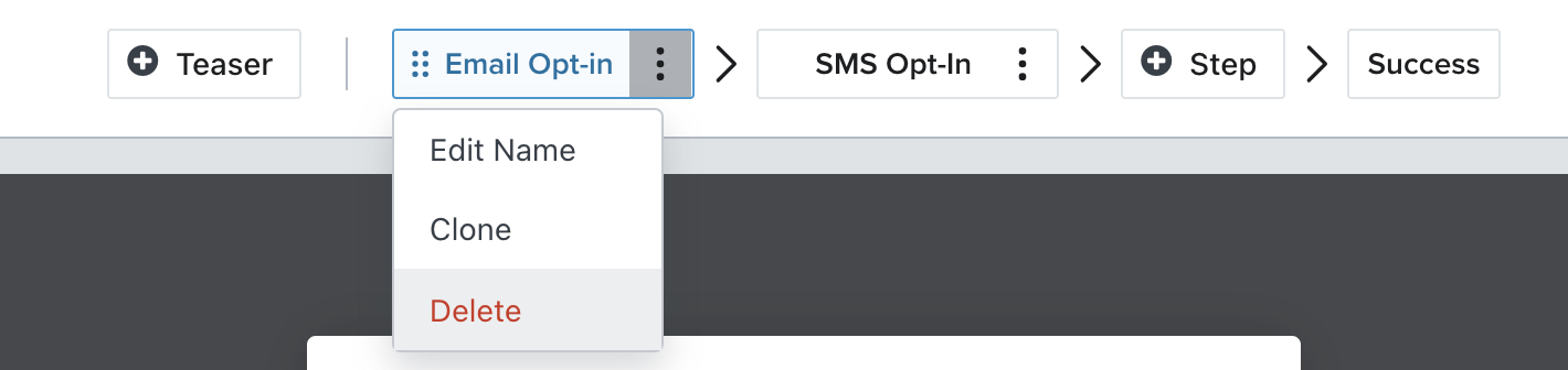 El desplegable 3dots abierto para el paso Email opt-in en el editor de formularios mostrando la opción de Borrar seleccionada.