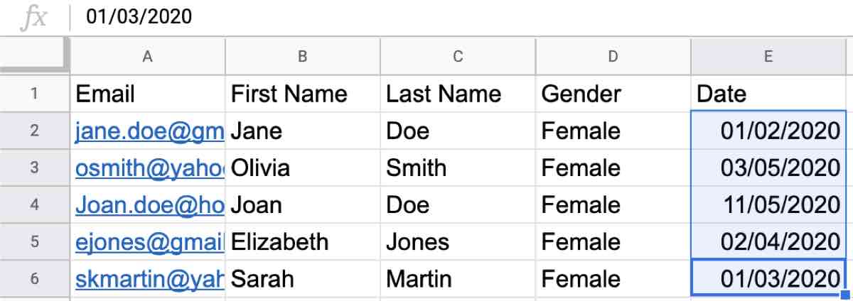 Una columna de fechas en Google Sheets con fechas formateadas de forma coherente