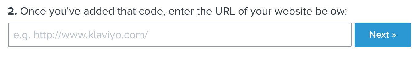 Paso 2 de configuración del seguimiento web con cuadro de texto para la URL y botón Siguiente con fondo azul