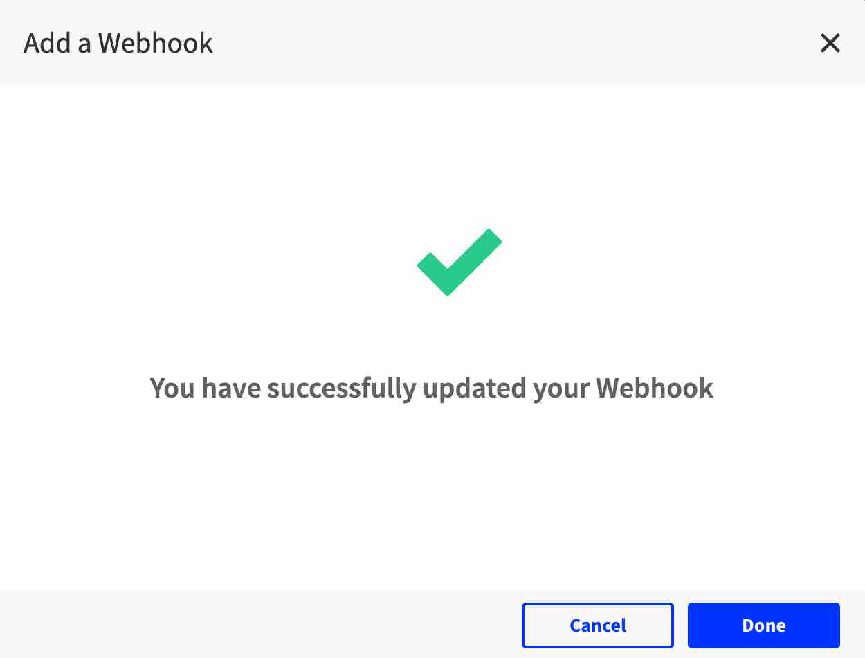 Dodaj wiadomość o sukcesie webhook z dużą zieloną kratką i Gotowe z ciemnoniebieskim tłem.