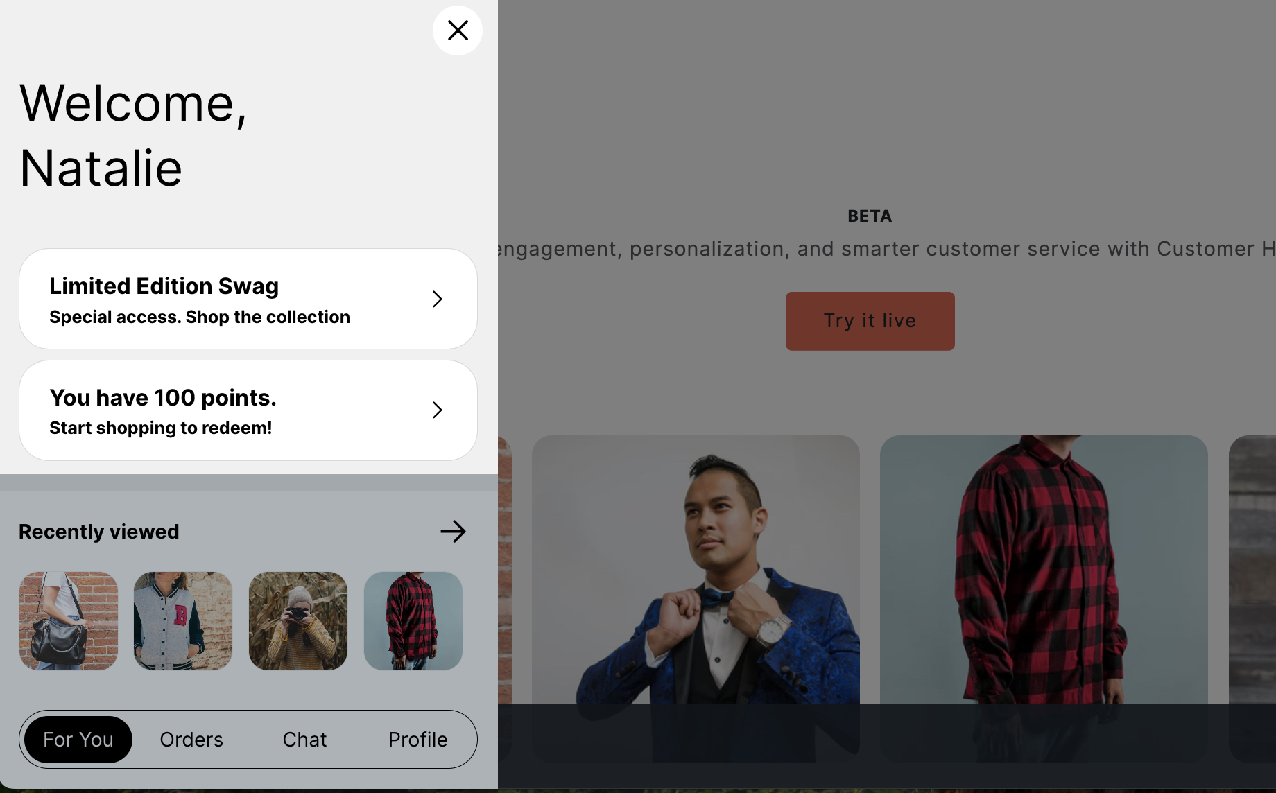 Ett Klaviyo Customer Hub-lådgränssnitt som är öppet på höger sida av ett varumärkes webbplats och visar två exempel på innehållsblock.