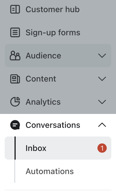 En varning på fliken Inbox i Klaviyo:s navigering som indikerar en ny Webbchatt-biljett.